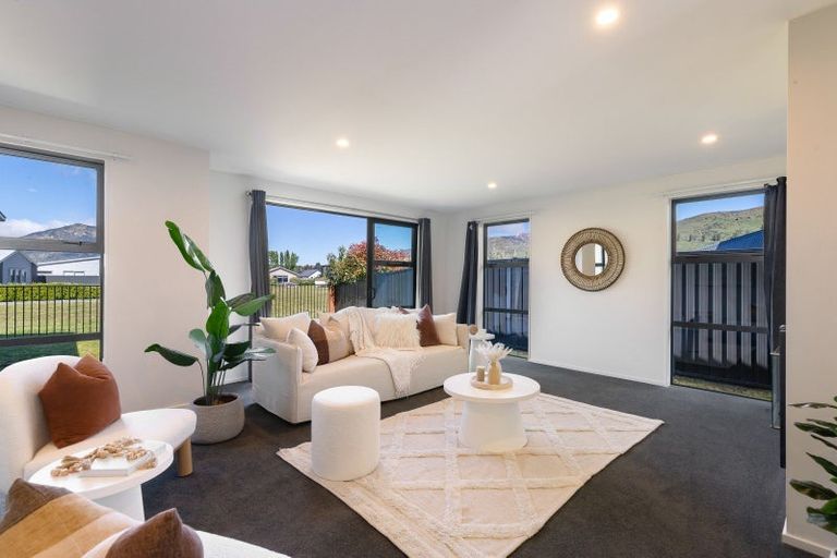 Photo of property in 33 Peterley Road, Lower Shotover, Queenstown, 9304