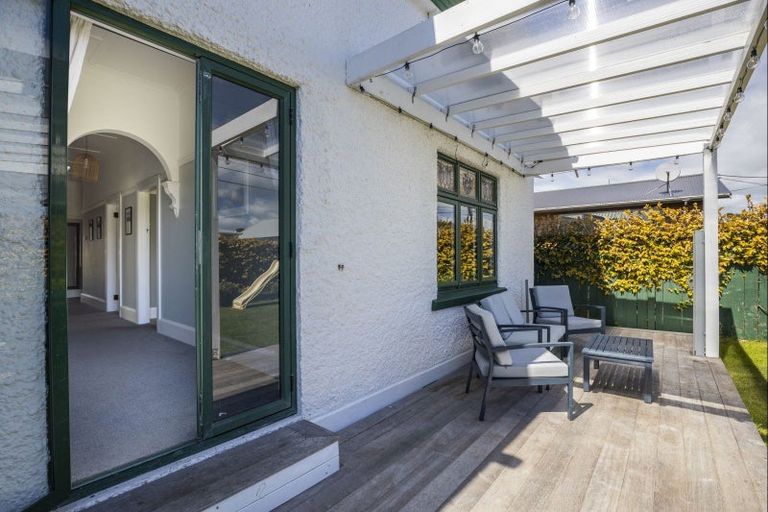 Photo of property in 1/23 Watson Street, Strandon, New Plymouth, 4312