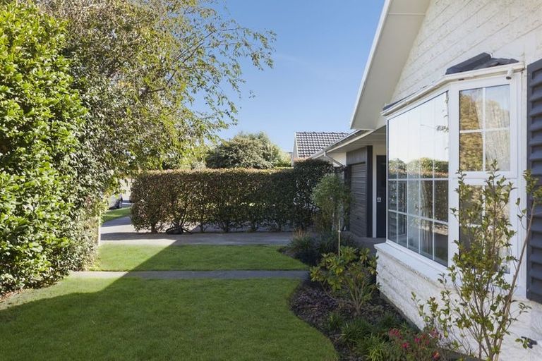 Photo of property in 306 Avonhead Road, Avonhead, Christchurch, 8042
