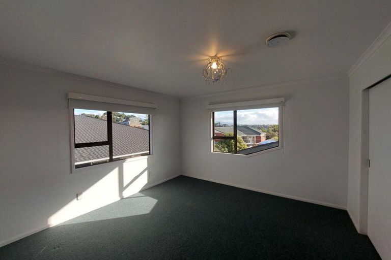 Photo of property in 167 Heta Road, Highlands Park, New Plymouth, 4312