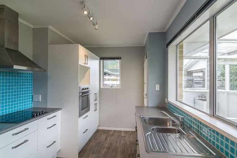 Photo of property in 26b Matai Street, Waikanae, 5036