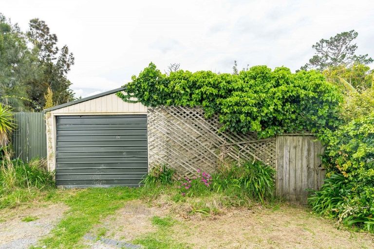 Photo of property in 2 Rowland Road, Turiwiri, Dargaville, 0374