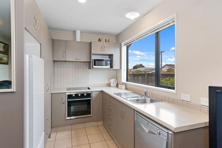 Photo of property in 1/19 Tower Street, Hornby, Christchurch, 8042