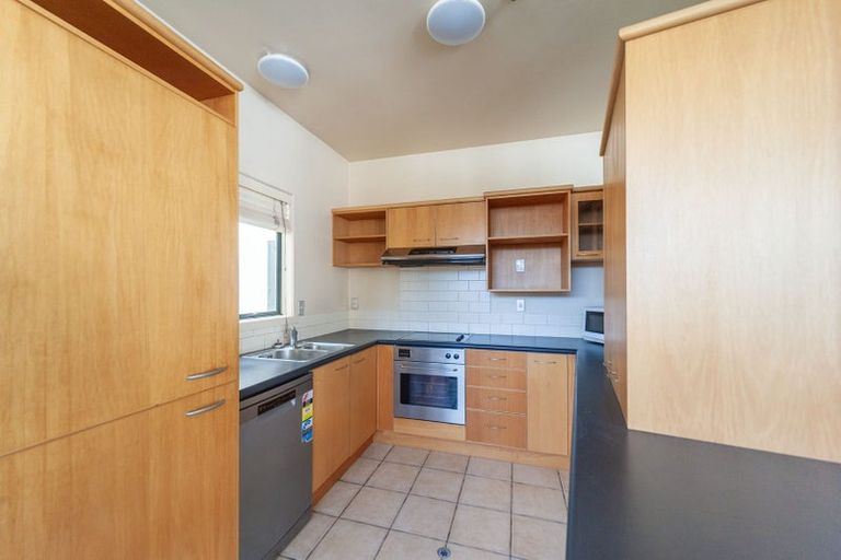 Photo of property in Endeavour Apartments, 125u8 Thorndon Quay, Pipitea, Wellington, 6011
