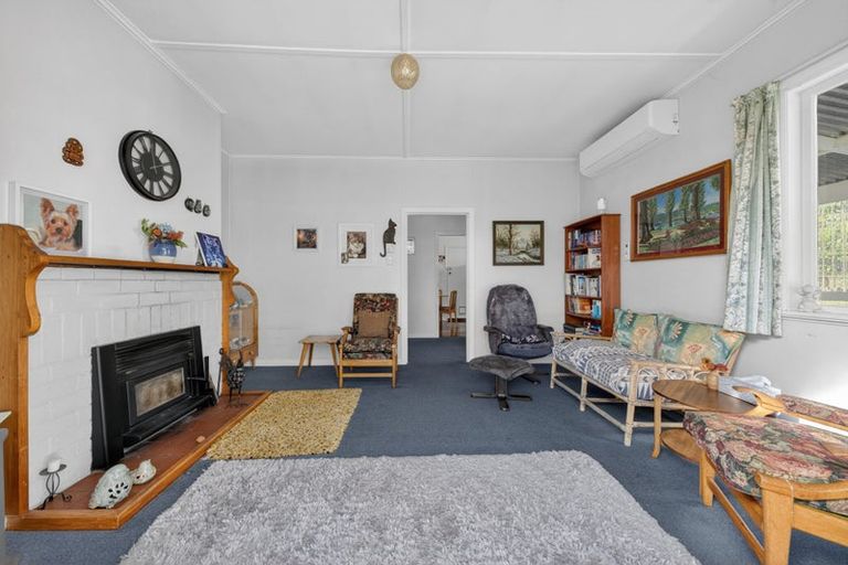 Photo of property in 21 Stanly Street, Eketahuna, 4900