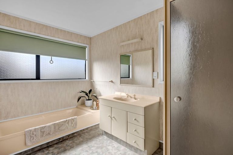 Photo of property in 9 Glanville Road, Stratford, 4332