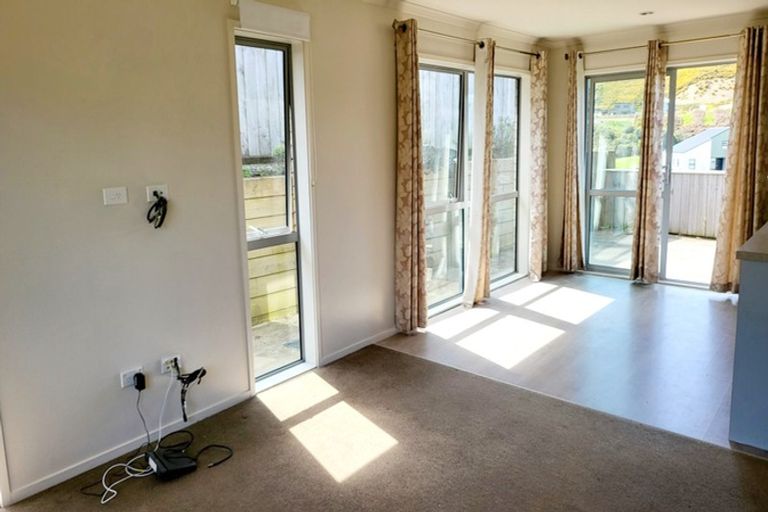 Photo of property in 4 Melksham Drive, Churton Park, Wellington, 6037