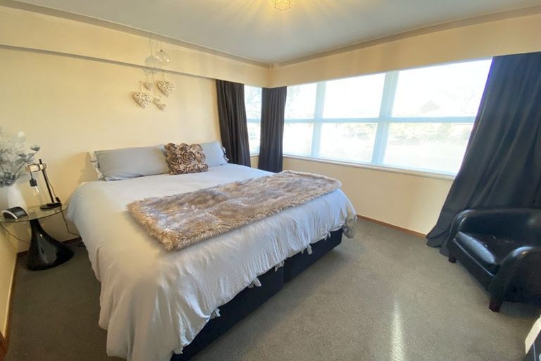 Photo of property in 42 Rutherford Street, Chedworth, Hamilton, 3210
