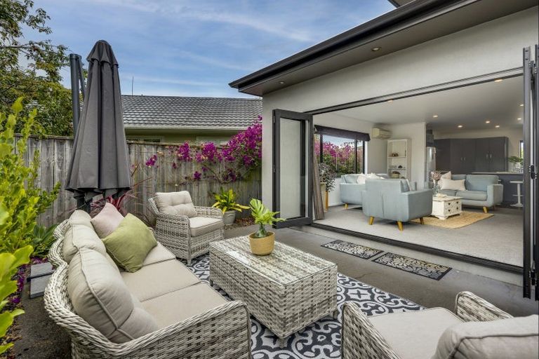 Photo of property in 23a Avondale Road, Taradale, Napier, 4112