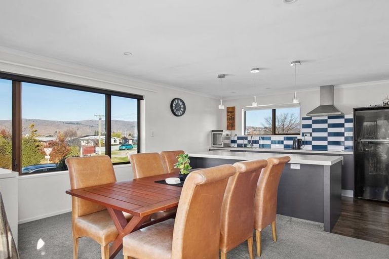 Photo of property in 13 Winston Place, Alexandra, 9320