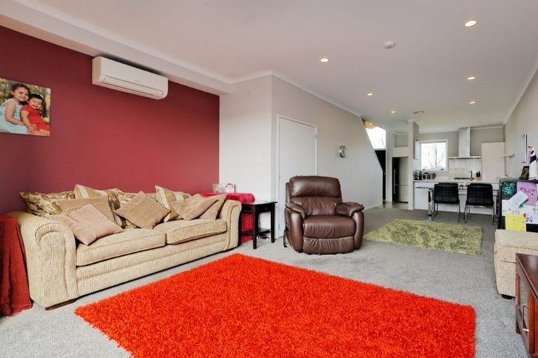 Photo of property in 22 Squadron Drive, Hobsonville, Auckland, 0616