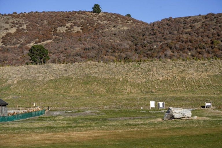 Photo of property in Gibbston Resort, 108 Toms Creek Road, Gibbston, Queenstown, 9371