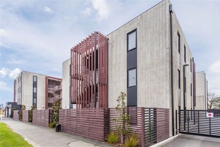 Photo of property in Leicester Executive Apartments, 407/282 Madras Street, Christchurch Central, Christchurch, 8011