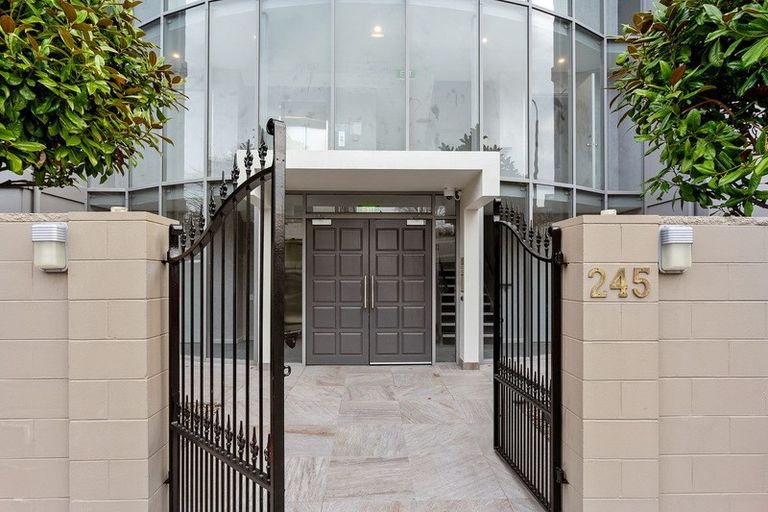 Photo of property in 16/245 Montreal Street, Christchurch Central, Christchurch, 8013