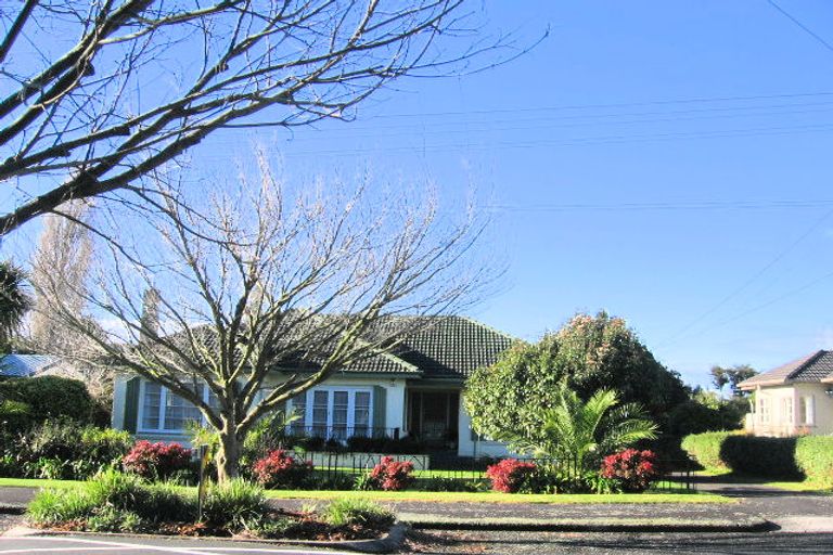 Photo of property in 16 Macdiarmid Road, Beerescourt, Hamilton, 3200