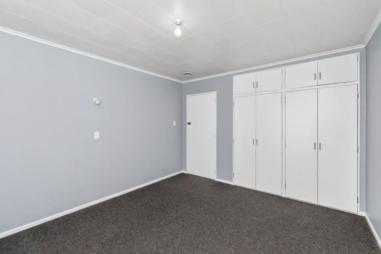 Photo of property in 14 Grenville Street, Levin, 5510