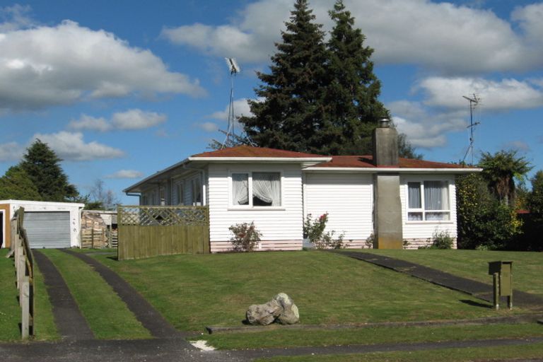 Photo of property in 19 Cairngorm Place, Tokoroa, 3420