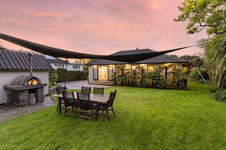 Photo of property in 122 Riverlaw Terrace, Saint Martins, Christchurch, 8022