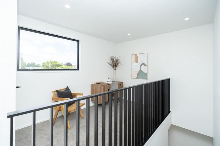Photo of property in 23u2 Strowan Avenue, Fairfield, Hamilton, 3214
