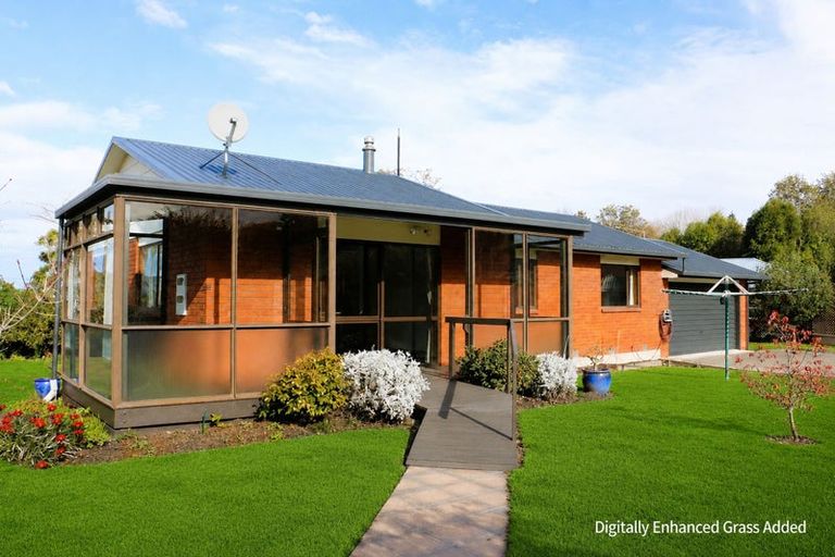 Photo of property in 47 Mckenzie Street, Geraldine, 7930