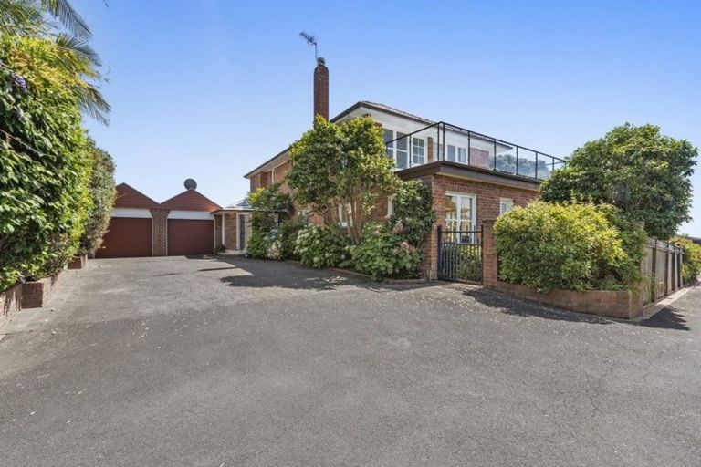 Photo of property in 155 Beach Road, Castor Bay, Auckland, 0620