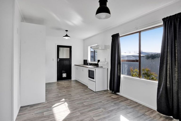 Photo of property in 10 Ramanui Avenue, Hawera, 4610