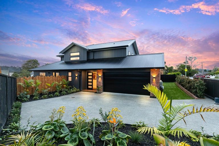 Photo of property in 2a Roland Road, Greenhithe, Auckland, 0632