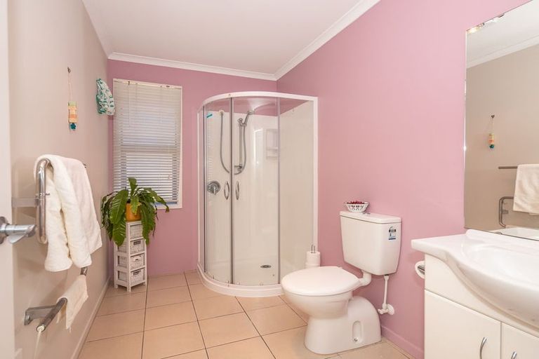 Photo of property in 146c Romilly Street, Westport, 7825