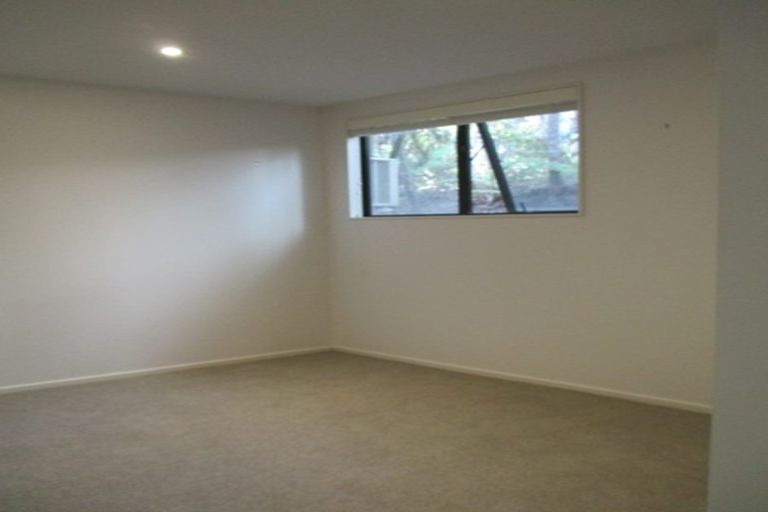 Photo of property in 20d Konini Road, Titirangi, Auckland, 0604
