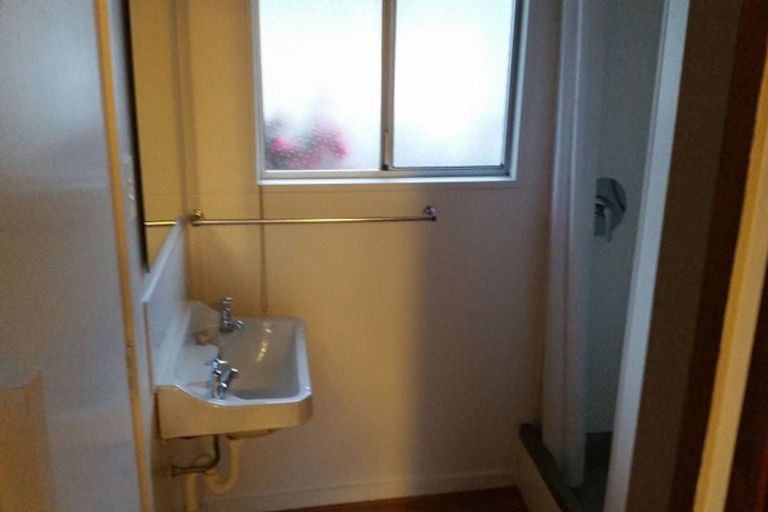 Photo of property in 13 Carl Avenue, Havelock North, 4130