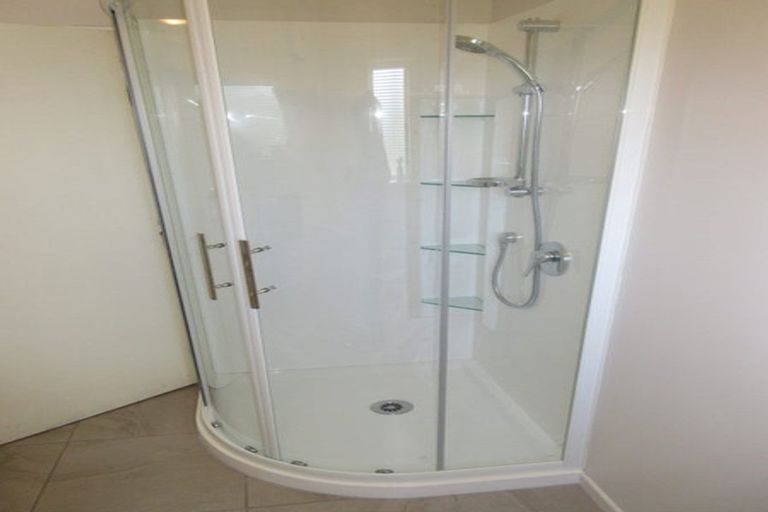 Photo of property in 1 Te Kupe Road, Paraparaumu Beach, Paraparaumu, 5032