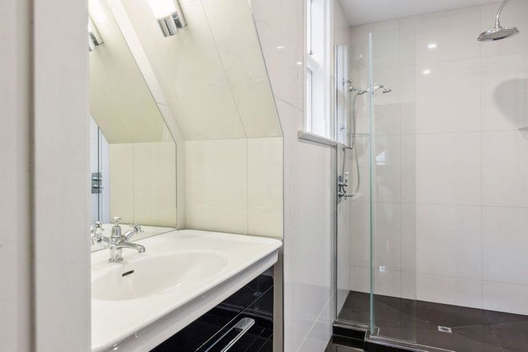 Photo of property in 43 Holmwood Road, Merivale, Christchurch, 8014
