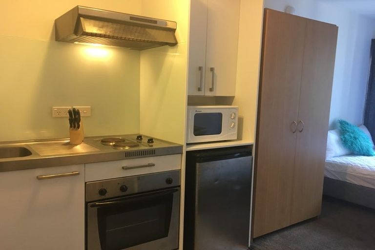 Photo of property in Orange Apartments/victoria Centr, 205/169 The Terrace, Wellington Central, Wellington, 6011
