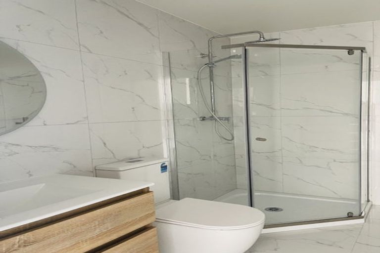 Photo of property in 16 Mene Way, Karaka, 2113
