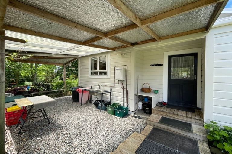 Photo of property in 22 Walkers Road, Longburn, Palmerston North, 4477