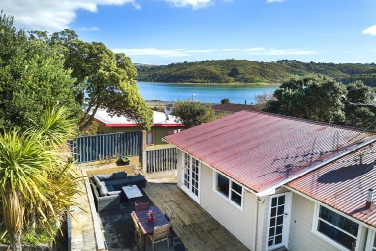 Photo of property in 9 Brora Crescent, Papakowhai, Porirua, 5024