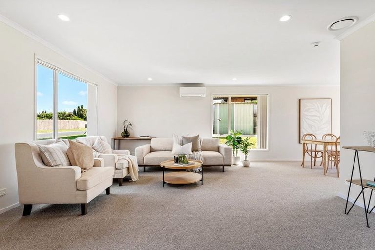 Photo of property in 44 Alec Craig Way, Gulf Harbour, Whangaparaoa, 0930