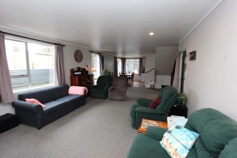 Photo of property in 146 Miranda Street, Stratford, 4332