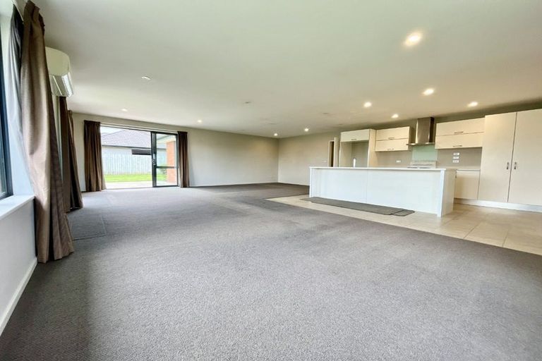 Photo of property in 1 Keats Place, Rolleston, 7614