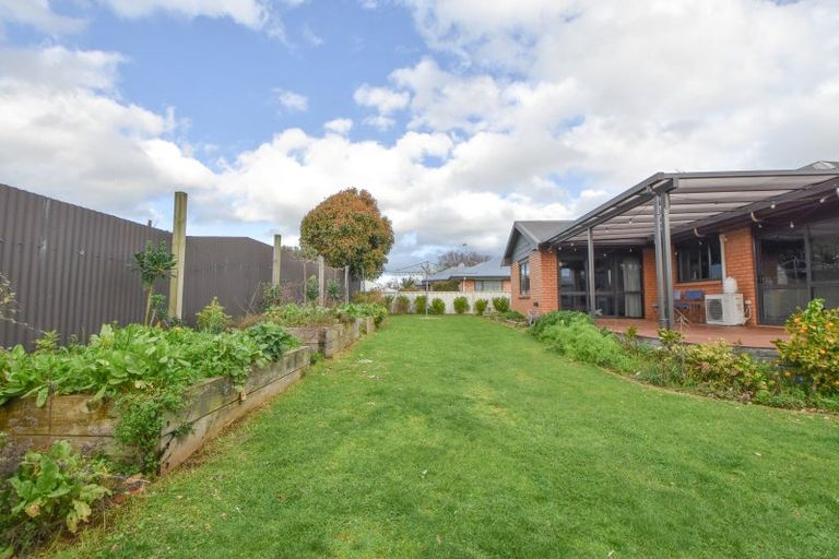 Photo of property in 10 Rexwood Estate, Carterton, 5713