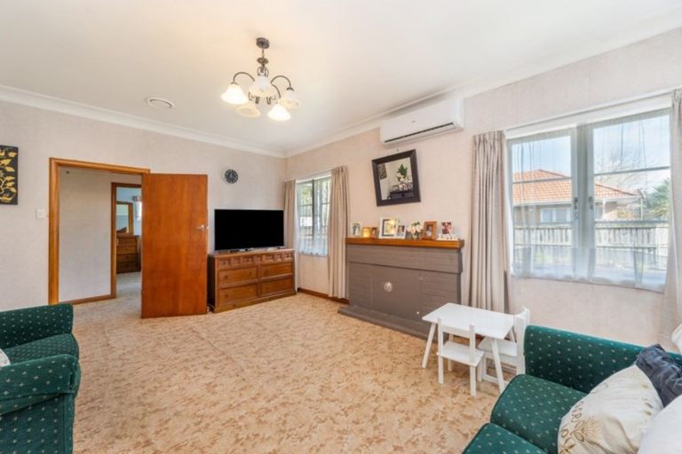 Photo of property in 230 Fox Street, Hamilton East, Hamilton, 3216