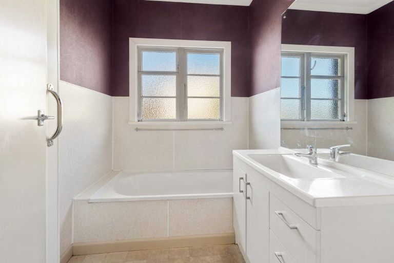 Photo of property in 11 Onslow Street, Gore, 9710