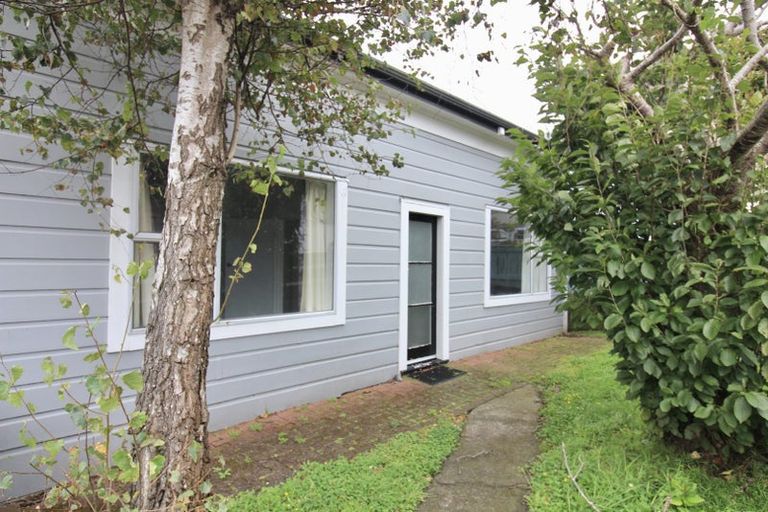 Photo of property in 18 Tamar Street, Island Bay, Wellington, 6023