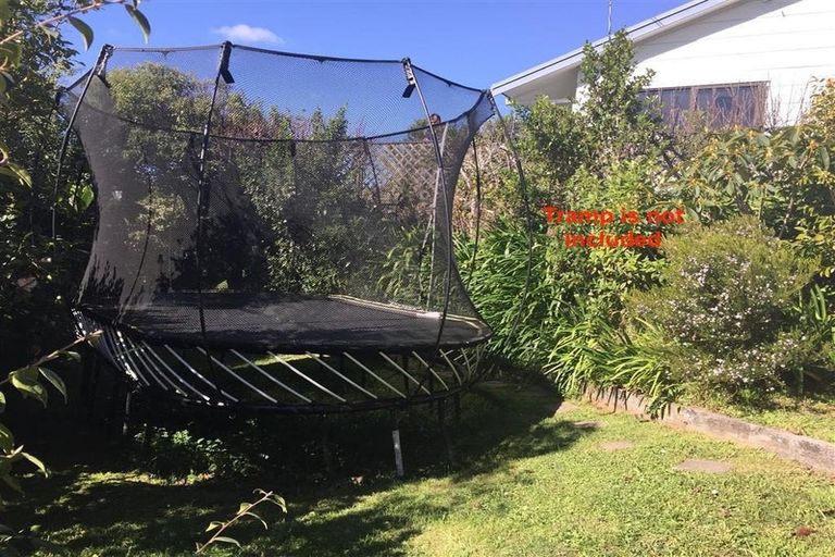 Photo of property in 99 Beauchamp Street, Karori, Wellington, 6012