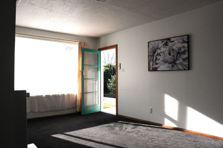 Photo of property in 3/12 Grove Road, Addington, Christchurch, 8024