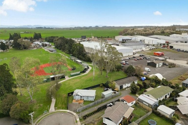 Photo of property in 28 Filmer Place, Melville, Hamilton, 3206