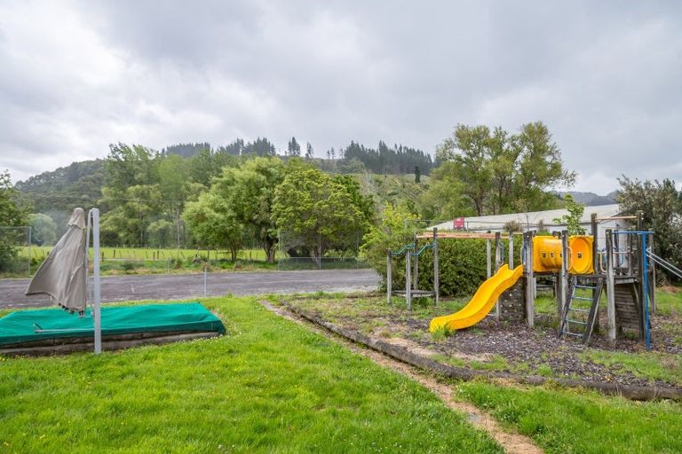 Photo of property in 2936 White Rock Road, Tuturumuri, Martinborough, 5782