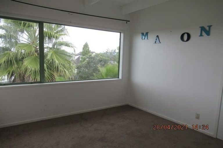 Photo of property in 7 Cyclarama Crescent, Massey, Auckland, 0614