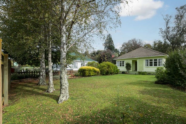 Photo of property in 26 Great North Road, Waipawa, 4210