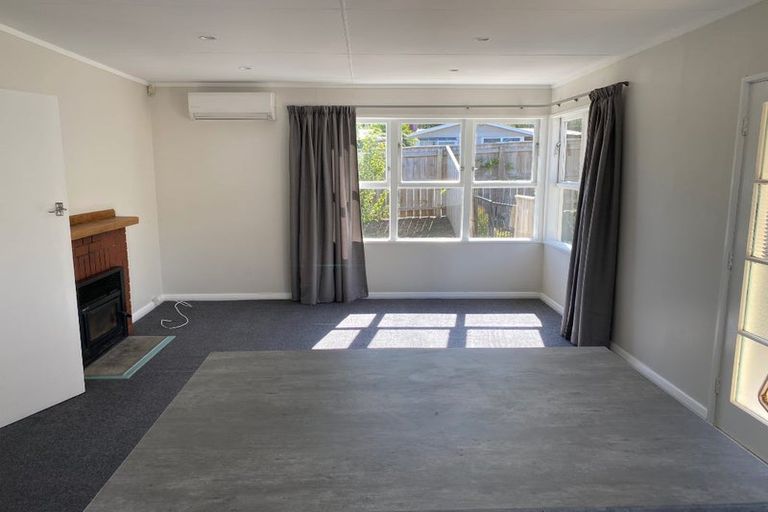 Photo of property in 18 Church Street, Waipawa, 4210